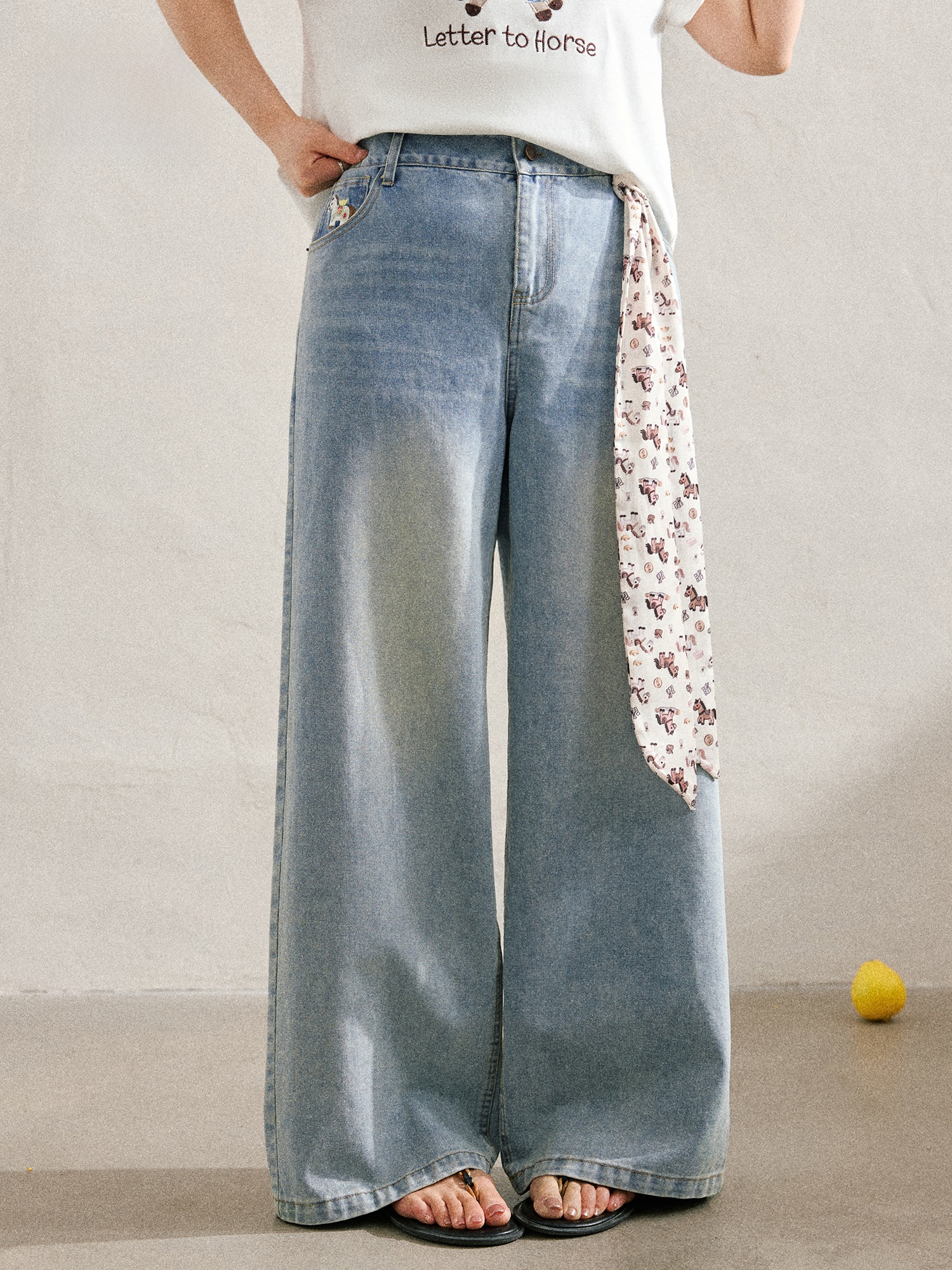 Wash Effect Set - Slimming Effect Washed Wide Leg Jeans