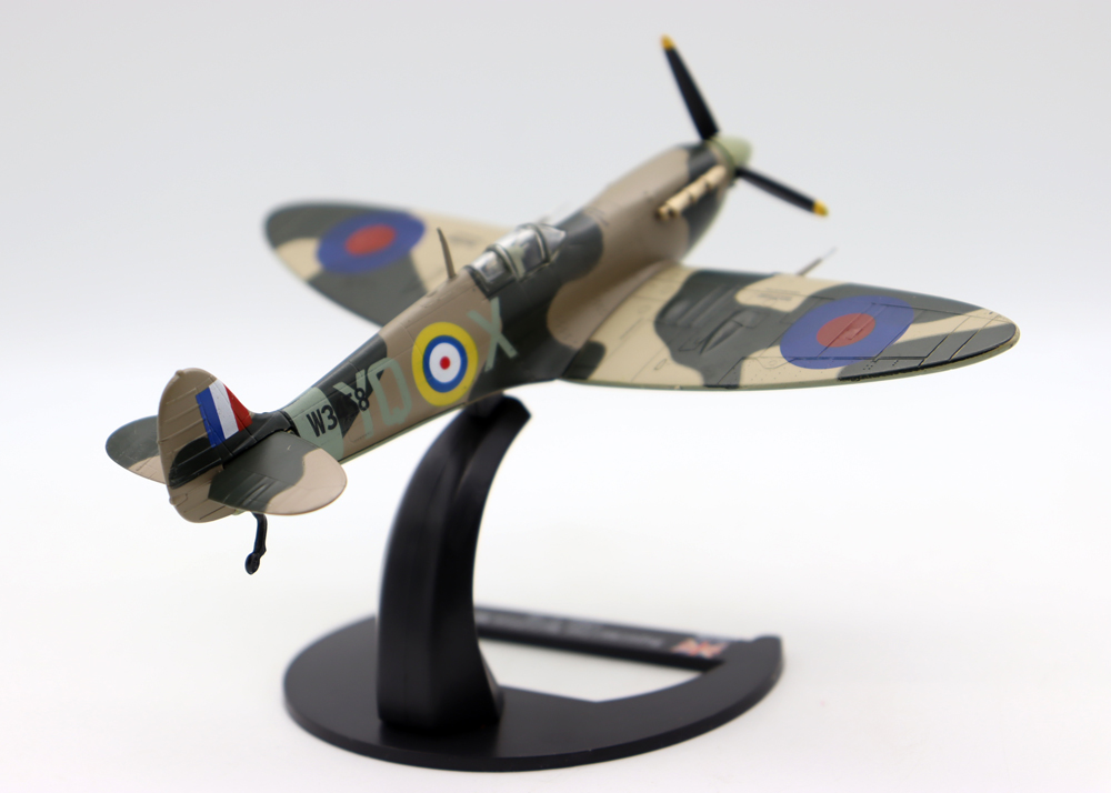 New 1/72 Supermarine Spitfire  – Model Kit Spitfire recenzja i cena