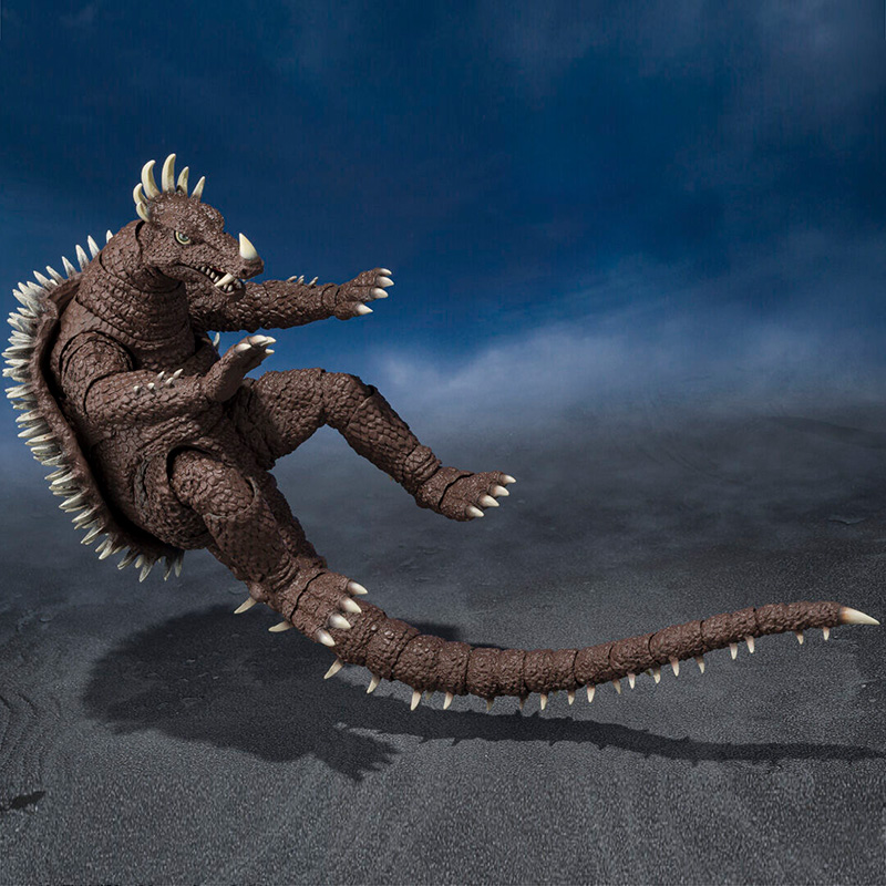 Bandai Original SHMonsterArts  – Model Kit Vs Action Figure recenzja i cena